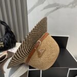 ⁦قبعة برادا من القش، قبعة نسائية أنيقة⁩ - الصورة ⁦5⁩