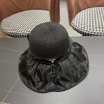 ⁦قبعة برادا الشمسية الجديدة بحافة كبيرة⁩ - الصورة ⁦4⁩