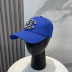 ⁦قبعة بيسبول شانيل الجديدة عالية الجودة والمرصعة بالألماس.⁩ - الصورة ⁦9⁩