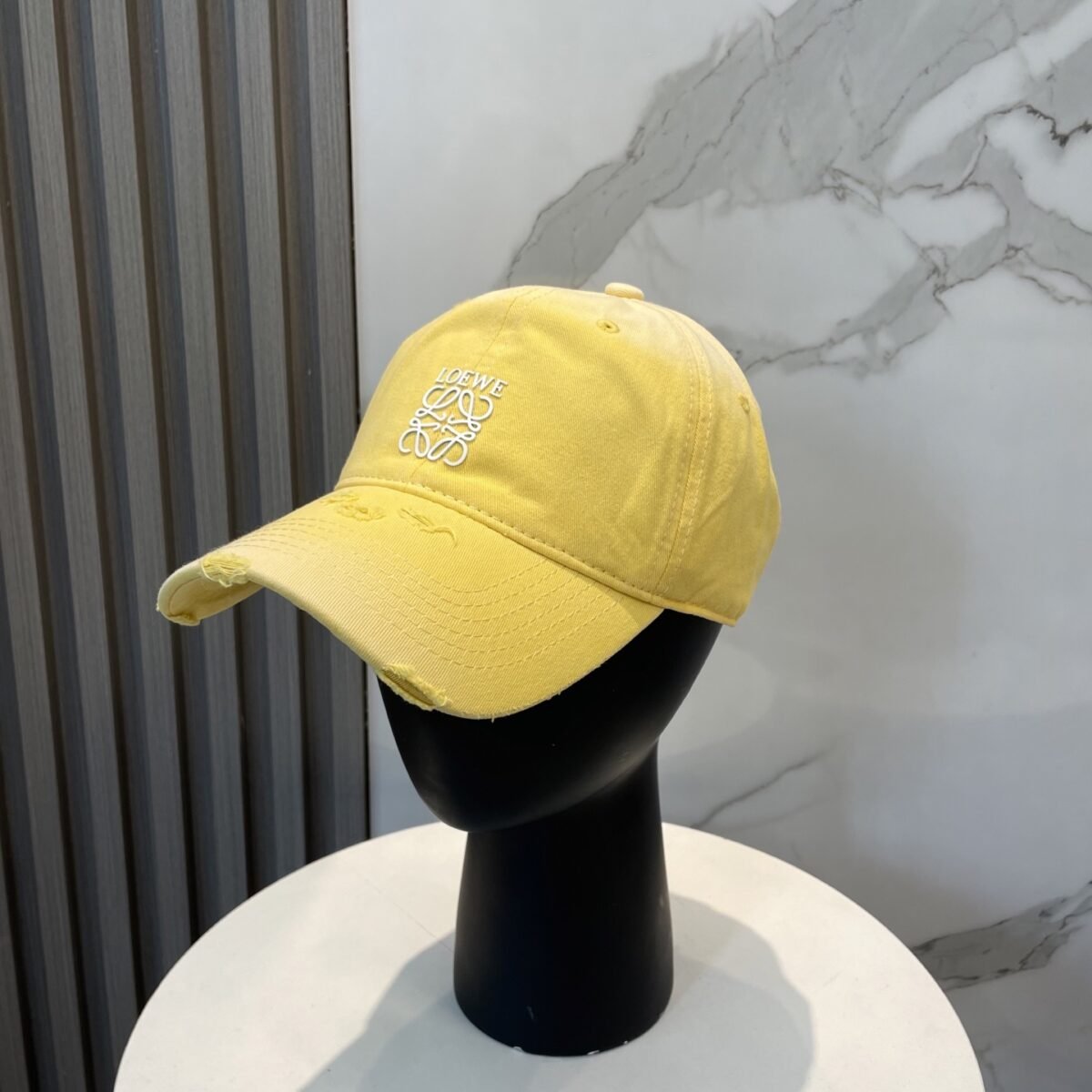 ⁦قبعة بيسبول بتصميم جديد من لويفي⁩ - الصورة ⁦3⁩