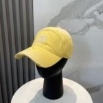 ⁦قبعة بيسبول بتصميم جديد من لويفي⁩ - الصورة ⁦3⁩