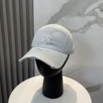 ⁦قبعة بيسبول بتصميم جديد من لويفي⁩ - الصورة ⁦4⁩