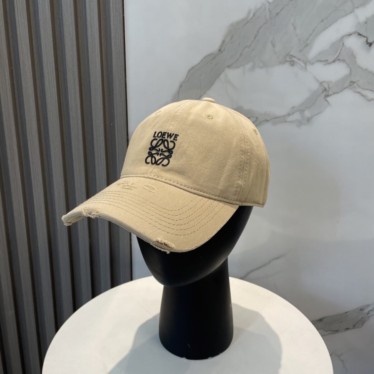 ⁦قبعة بيسبول بتصميم جديد من لويفي⁩ - الصورة ⁦9⁩