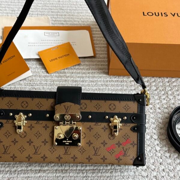 حقيبة لويس فيتون بوكس