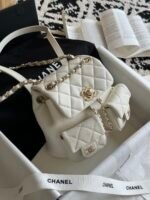 ⁦شنطة ظهر صغيرة من شانيل CHANEL_BAG⁩ - الصورة ⁦3⁩