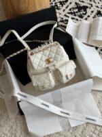 شنطة ظهر صغيرة من شانيل CHANEL_BAG
