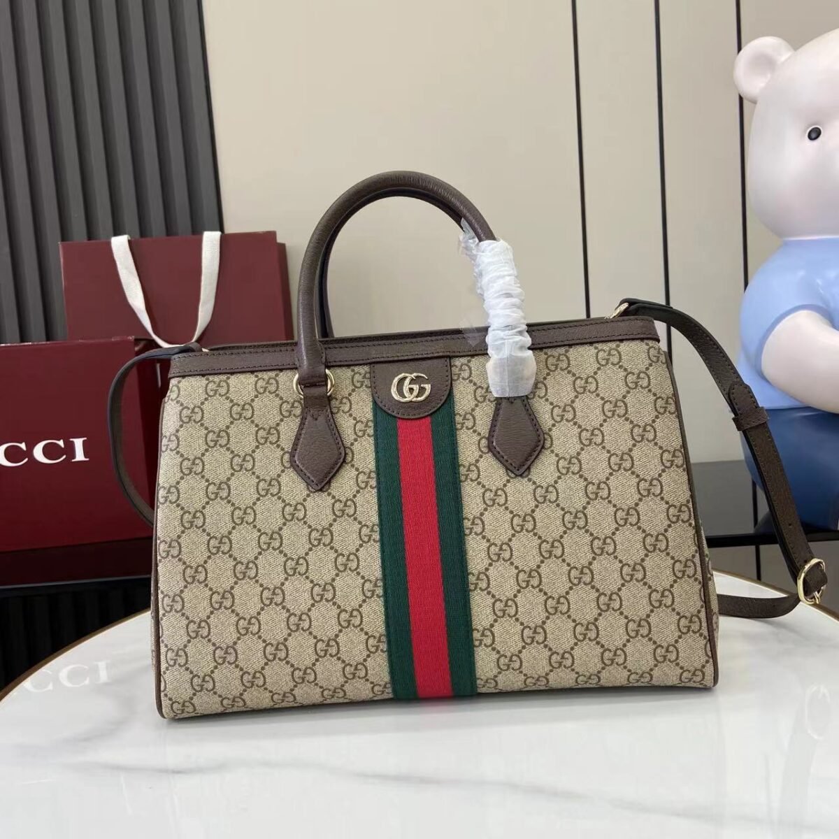 ⁦حقيبة يد من قوتشي Gucci⁩ - الصورة ⁦1⁩