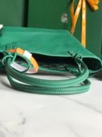 ⁦حقيبة يد واسعة من Goyard st.Loius Totebag⁩ - الصورة ⁦6⁩