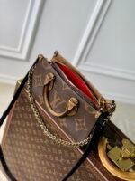 ⁦حقيبة يد من لوي فيتون Louis Vuitton⁩ - الصورة ⁦5⁩