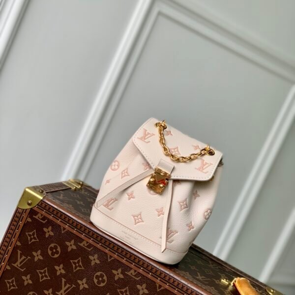 حقيبة ظهر من لوي فيتون Louis Vuitton