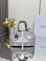 حقيبة واسعة من ديور Dior Bag