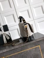 ⁦حقيبة يد من شانيل CHANEL  BAG⁩ - الصورة ⁦7⁩