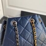 ⁦حقيبة يد جميلة من شانيل CHANEL BAG⁩ - الصورة ⁦5⁩