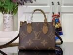 حقيبة يد صغيرة من لوي فيتون Louis Vuitton