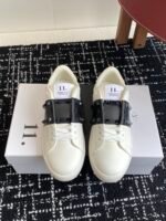 ⁦حذاء Valentino Garavani ⁩ - الصورة ⁦2⁩