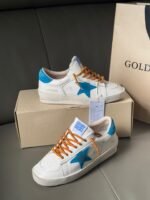 سنيكرز من Golden Goose