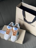 ⁦سنيكرز من Golden Goose⁩ - الصورة ⁦6⁩