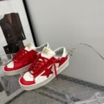 ⁦سنيكرز من Golden Goose⁩ - الصورة ⁦3⁩