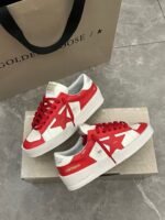 ⁦سنيكرز من Golden Goose⁩ - الصورة ⁦8⁩