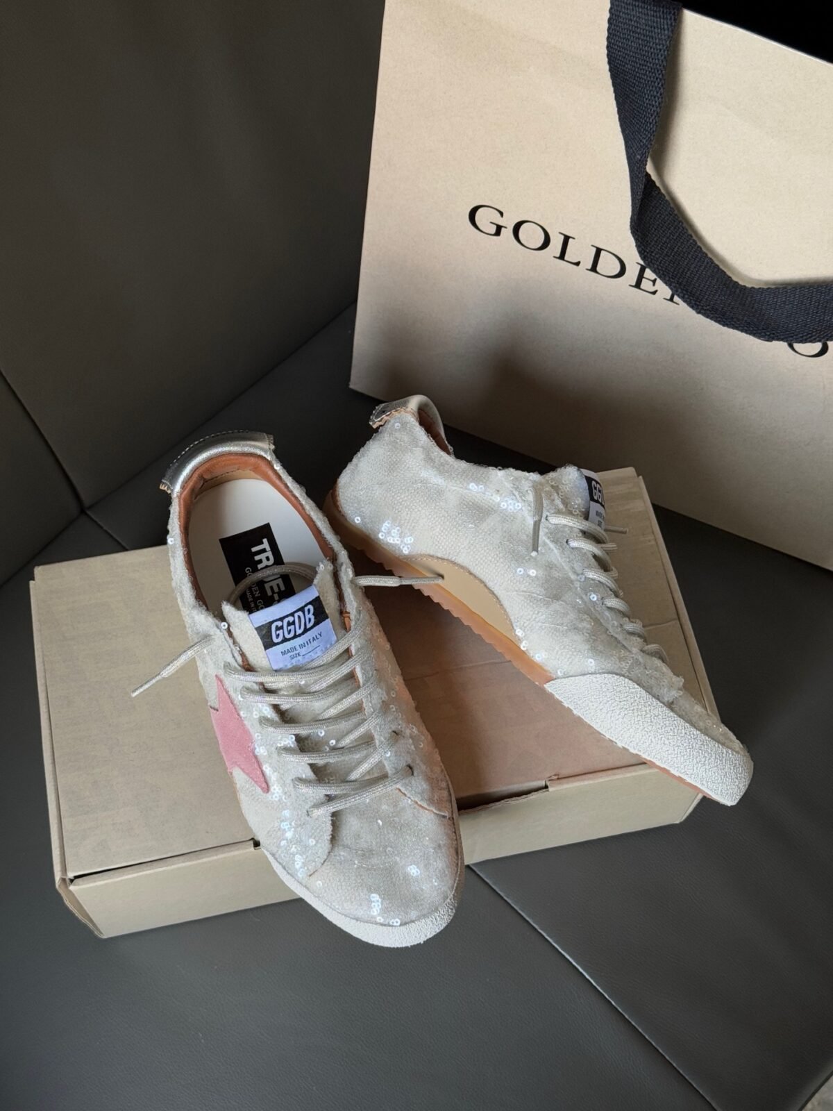 ⁦شوزSuper-Star من Golden Goose⁩ - الصورة ⁦9⁩