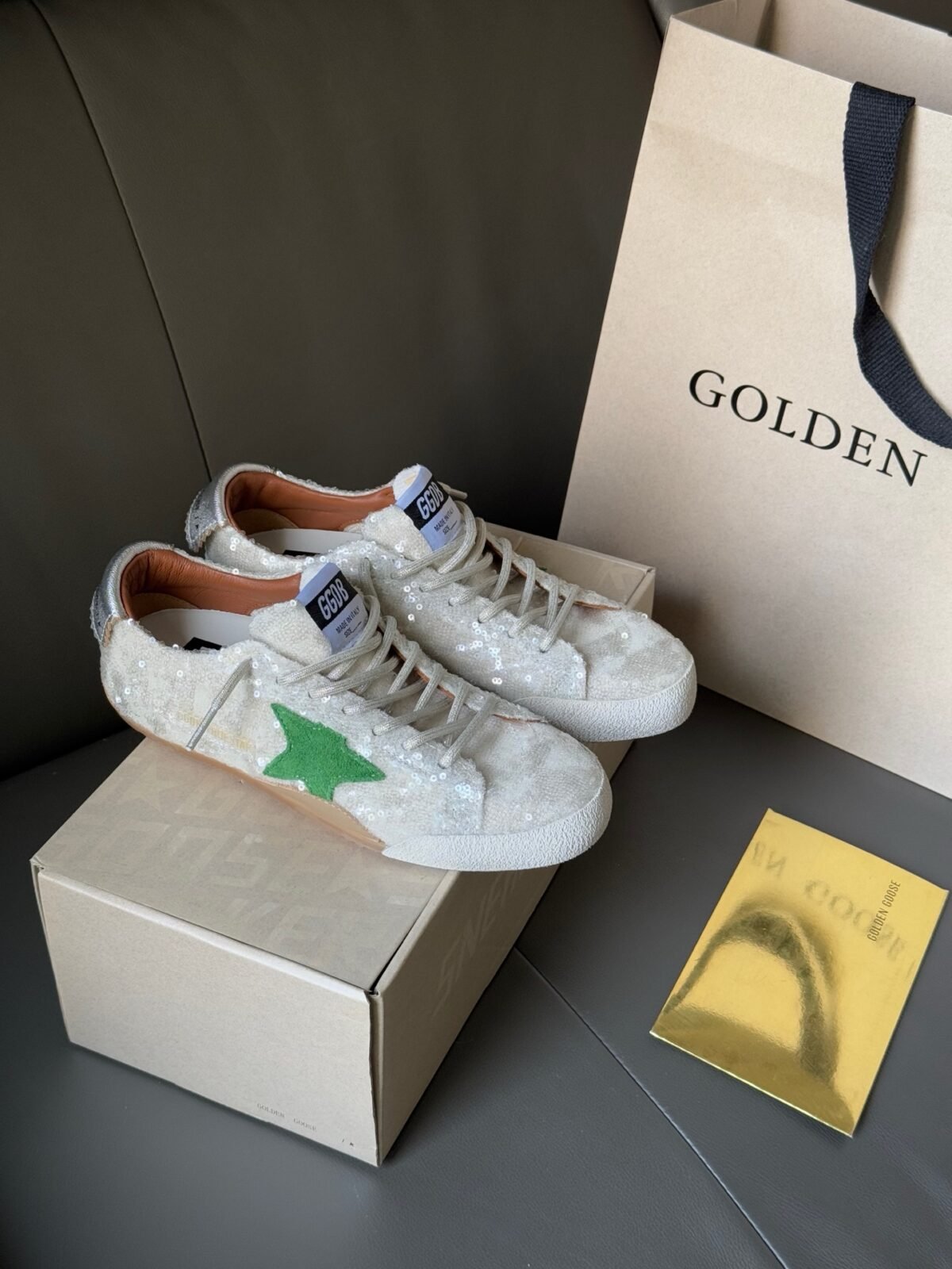 ⁦شوزSuper-Star من Golden Goose⁩ - الصورة ⁦2⁩