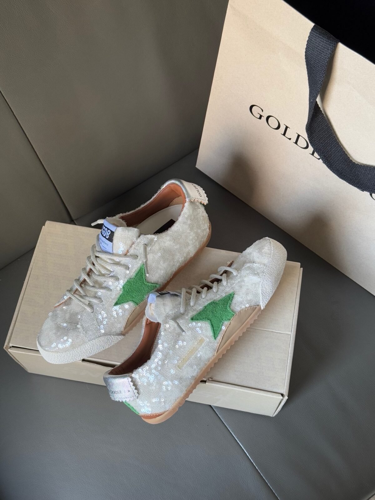 ⁦شوزSuper-Star من Golden Goose⁩ - الصورة ⁦7⁩