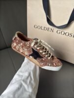 شوزSuper-Star من Golden Goose