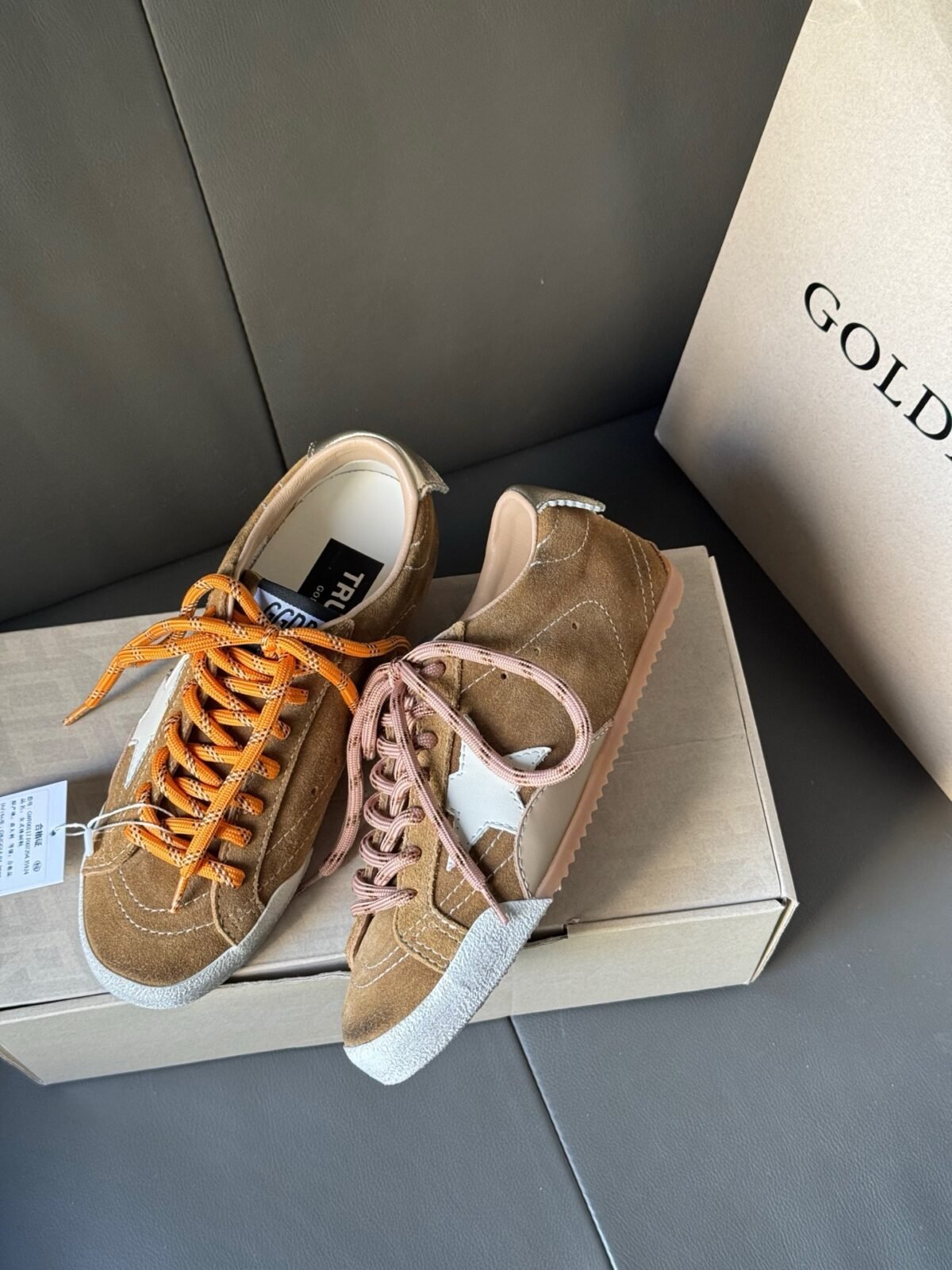 ⁦شوزTrue-Star من Golden Goose⁩ - الصورة ⁦3⁩