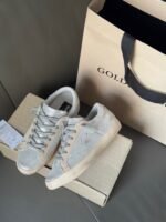 ⁦شوزSuper-Star من Golden Goose⁩ - الصورة ⁦4⁩