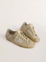 ⁦حذاء Golden Goose V-Star⁩ - الصورة ⁦2⁩