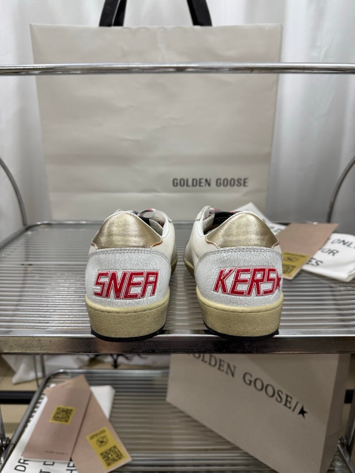 ⁦حذاء Golden Goose Ball Star⁩ - الصورة ⁦8⁩