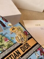 ⁦حقيبة ديور Dior Lady D-Lite⁩ - الصورة ⁦7⁩