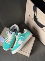 ⁦حذاء Golden Goose Superstar⁩ - الصورة ⁦6⁩