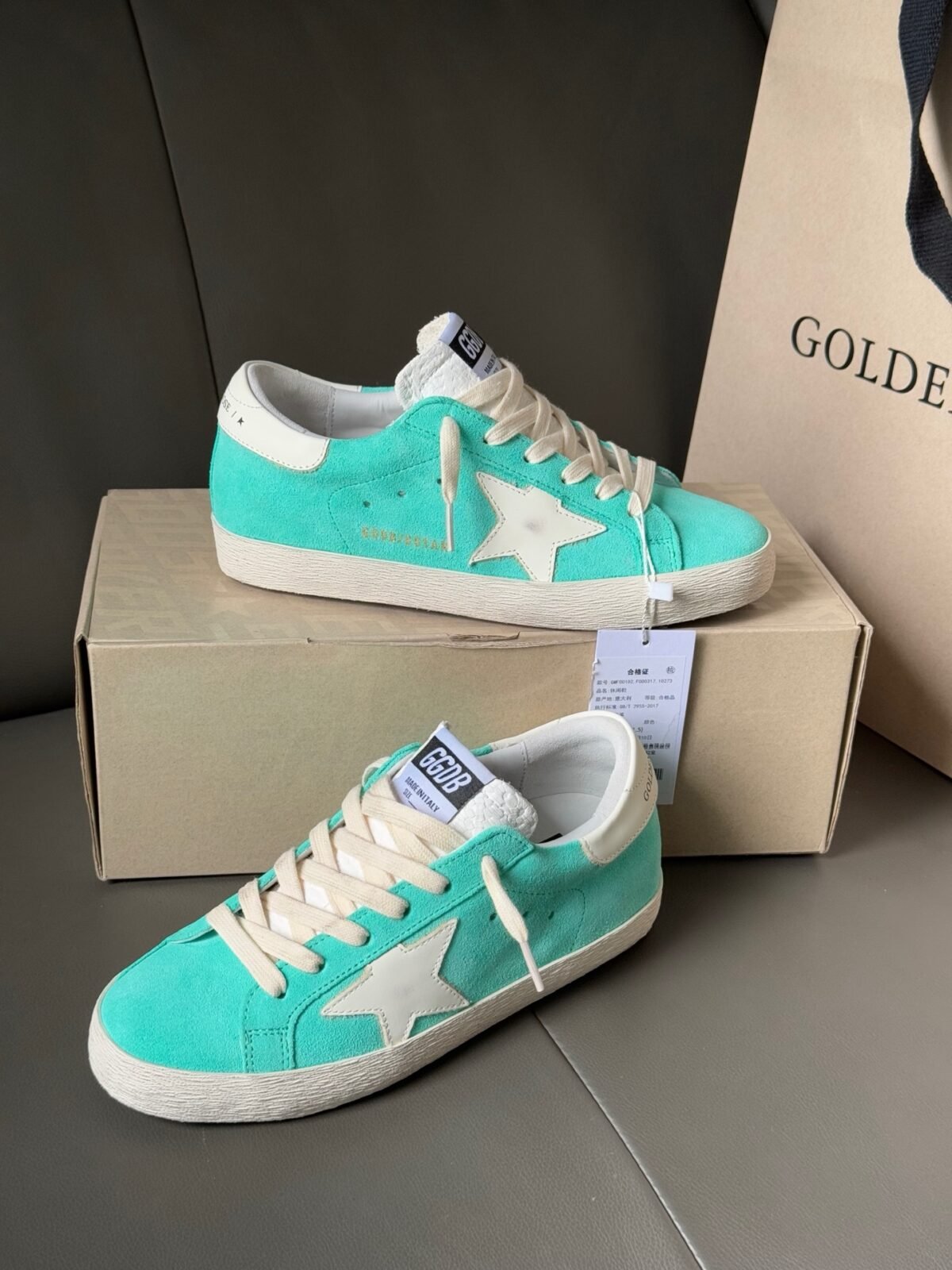 ⁦حذاء Golden Goose Superstar⁩ - الصورة ⁦1⁩