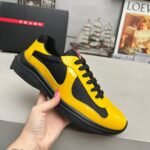 حذاء Prada