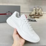 حذاء Prada