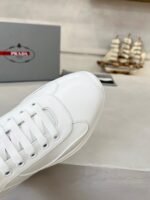 ⁦حذاء Prada⁩ - الصورة ⁦5⁩