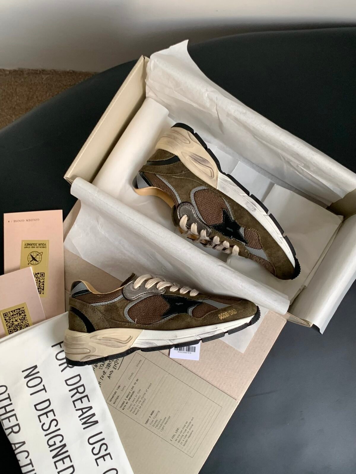 ⁦حذاء Golden Goose Dad-Star⁩ - الصورة ⁦3⁩