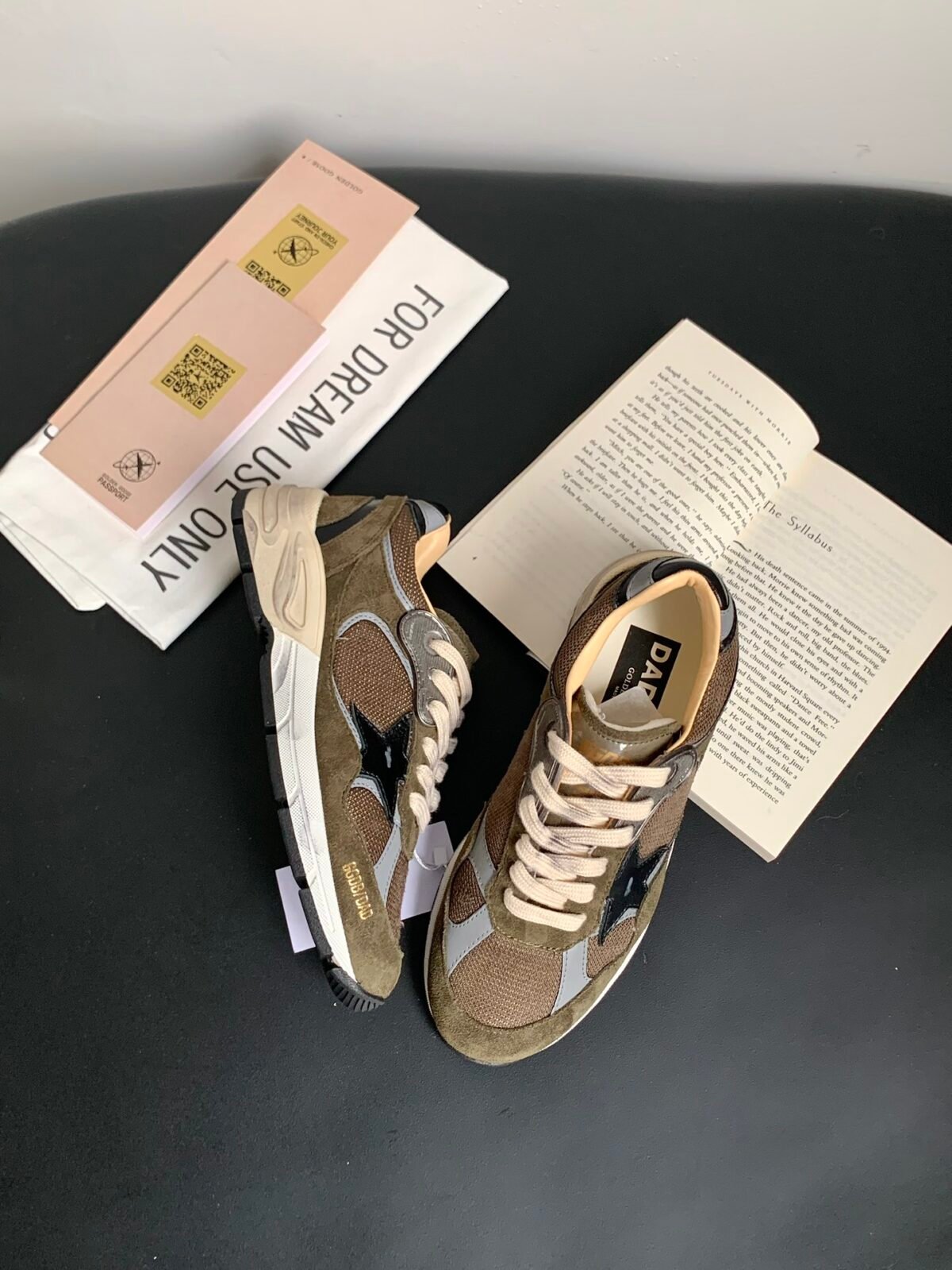 ⁦حذاء Golden Goose Dad-Star⁩ - الصورة ⁦6⁩