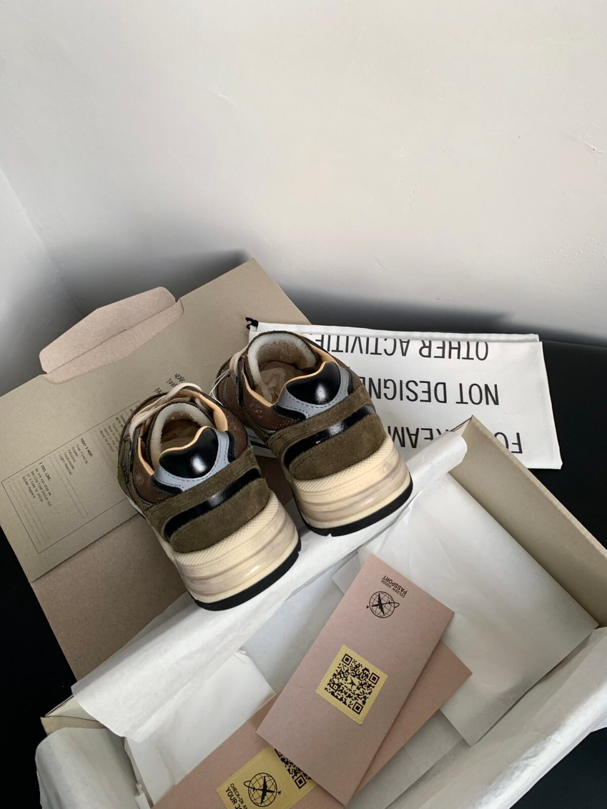 ⁦حذاء Golden Goose Dad-Star⁩ - الصورة ⁦9⁩