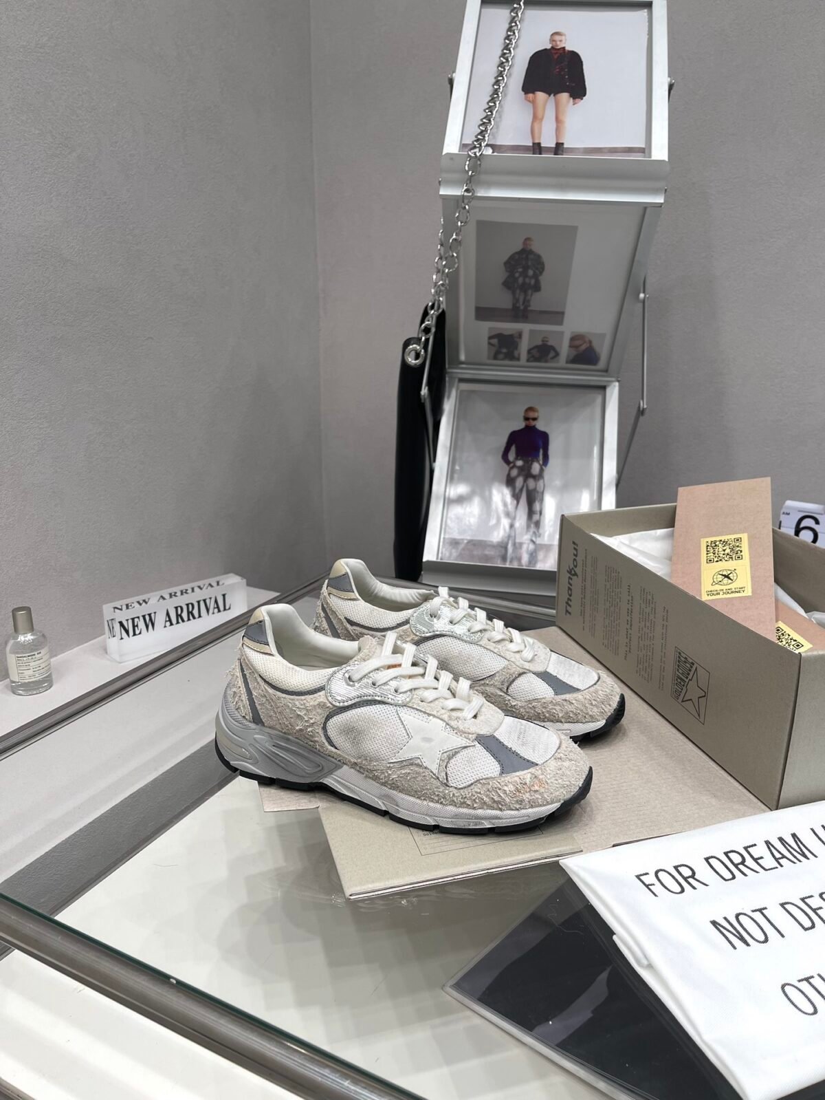 ⁦حذاء Golden Goose Dad-Star⁩ - الصورة ⁦1⁩