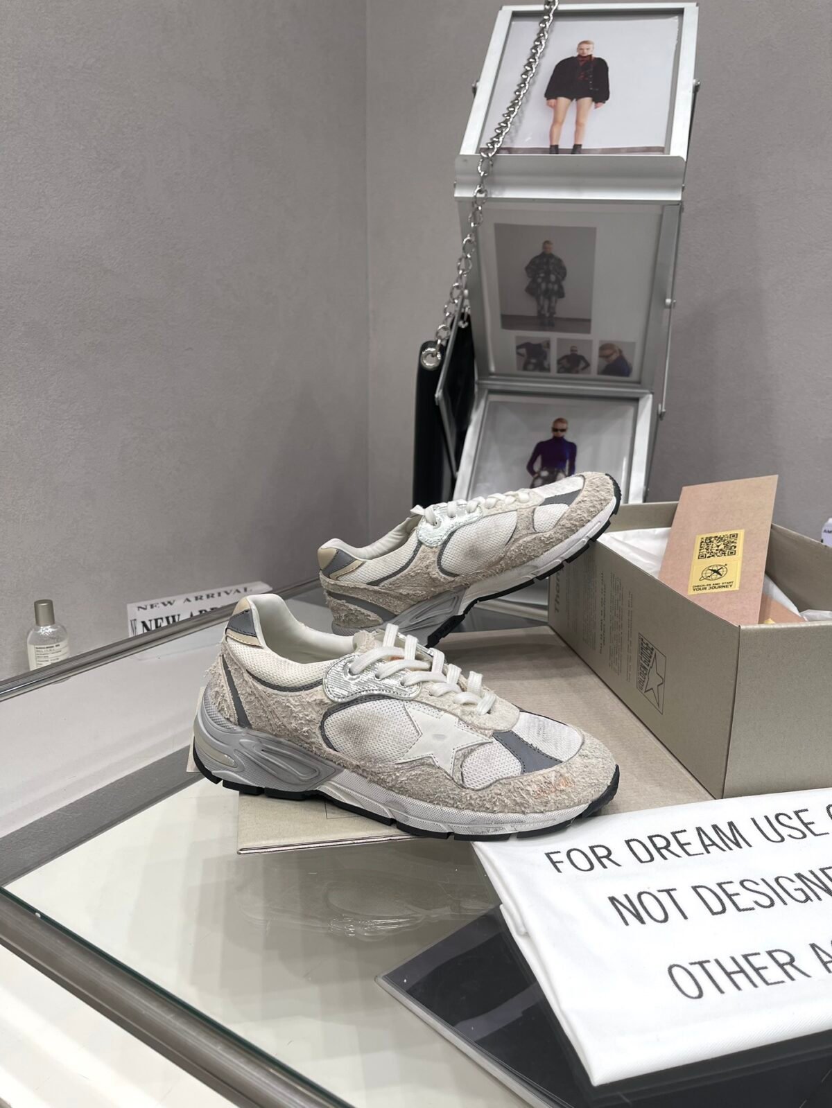 ⁦حذاء Golden Goose Dad-Star⁩ - الصورة ⁦8⁩