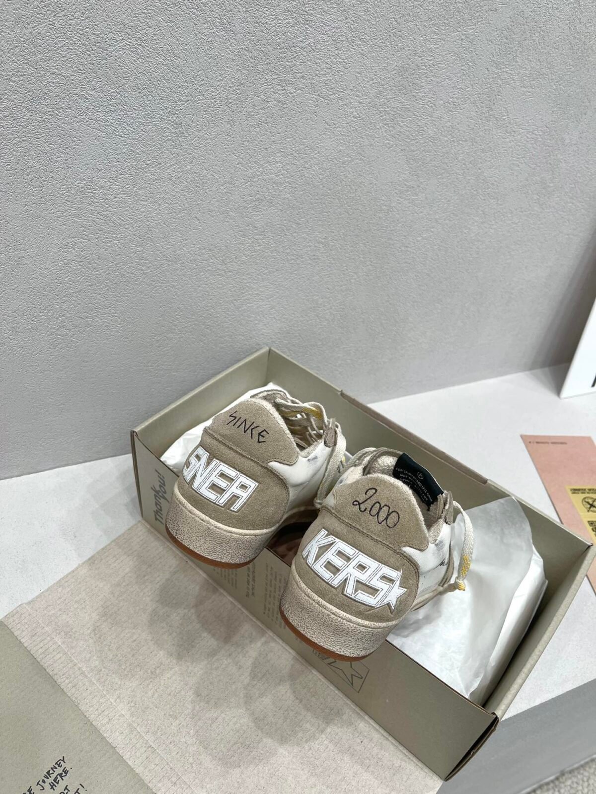 ⁦حذاء Golden Goose Ball Star⁩ - الصورة ⁦5⁩