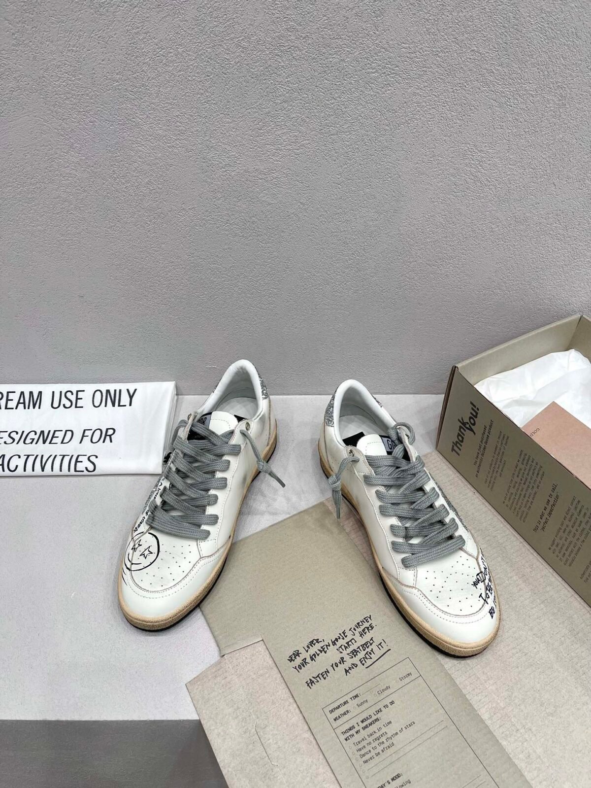 ⁦حذاء Golden Goose Ball Star⁩ - الصورة ⁦3⁩