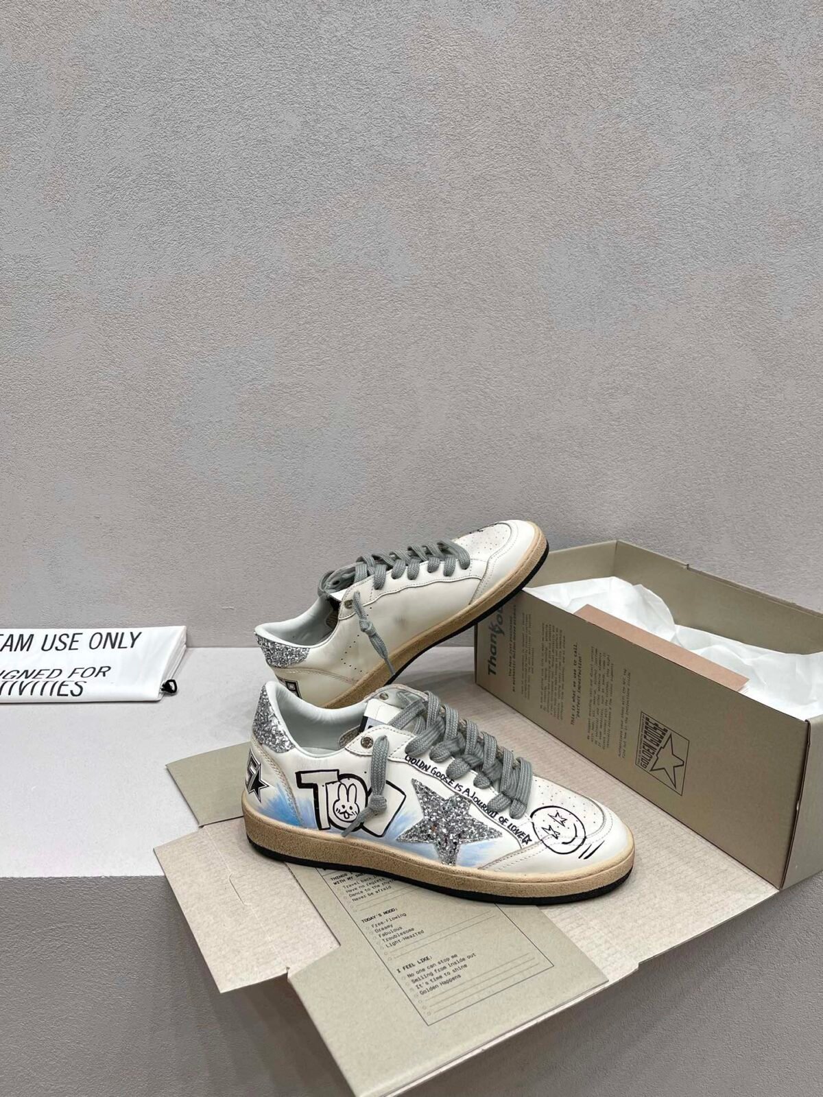 ⁦حذاء Golden Goose Ball Star⁩ - الصورة ⁦8⁩