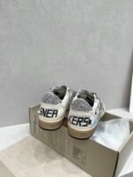 ⁦حذاء Golden Goose Ball Star⁩ - الصورة ⁦9⁩