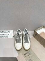 ⁦حذاء Golden Goose Ball Star⁩ - الصورة ⁦2⁩