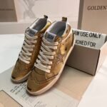 ⁦حذاء Golden Goose Mid Star⁩ - الصورة ⁦8⁩