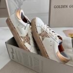 ⁦حذاء Golden Goose Hi Star⁩ - الصورة ⁦2⁩