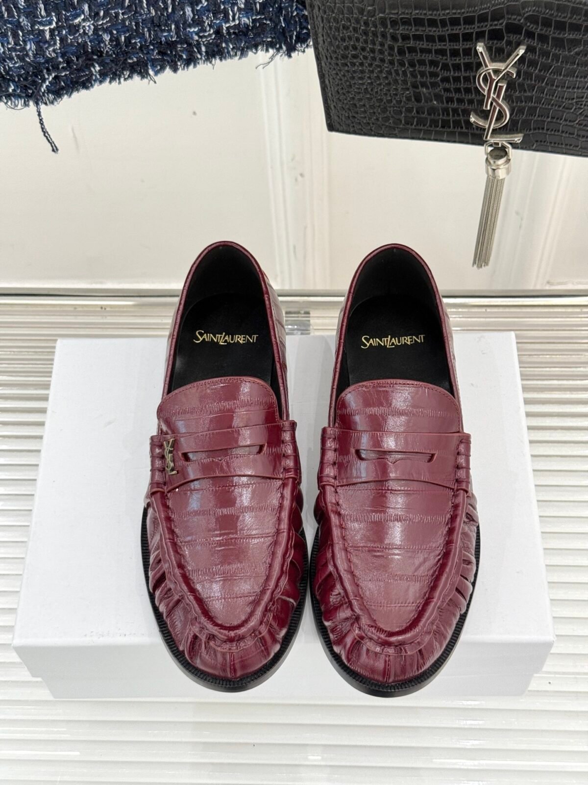 ⁦حذاء لوفر (Loafers) من Saint Laurent⁩ - الصورة ⁦7⁩